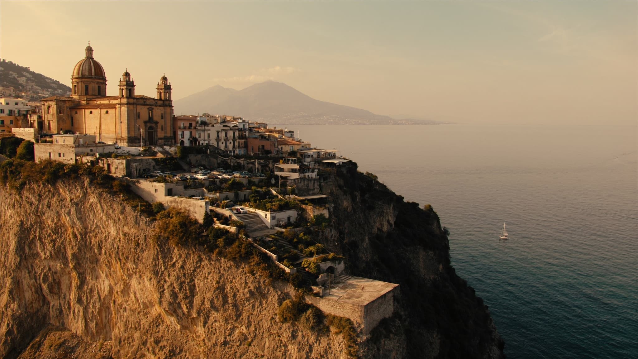Naples to Vico Equense by Circumvesuviana: Train Times, Pizza al Metro & Scrajo Terme (2026)