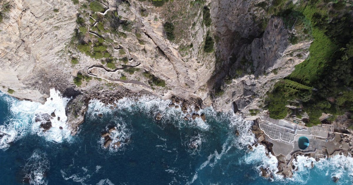 Is a Private Transfer on the Amalfi Coast Worth It?