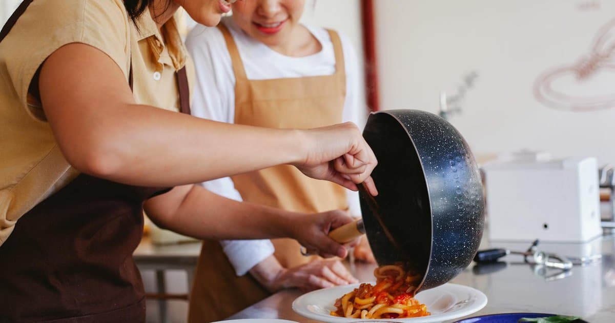 Sorrento Cooking Class: From €75, What You Cook (2026)
