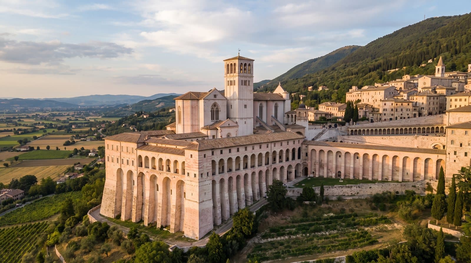 Privater Chauffeur-Transfer von Assisi nach Rom Zentrum