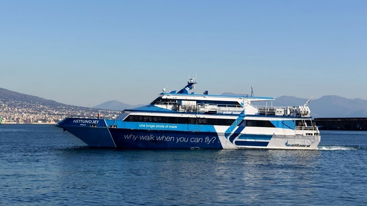 Hydrofoil — Napoli Beverello port