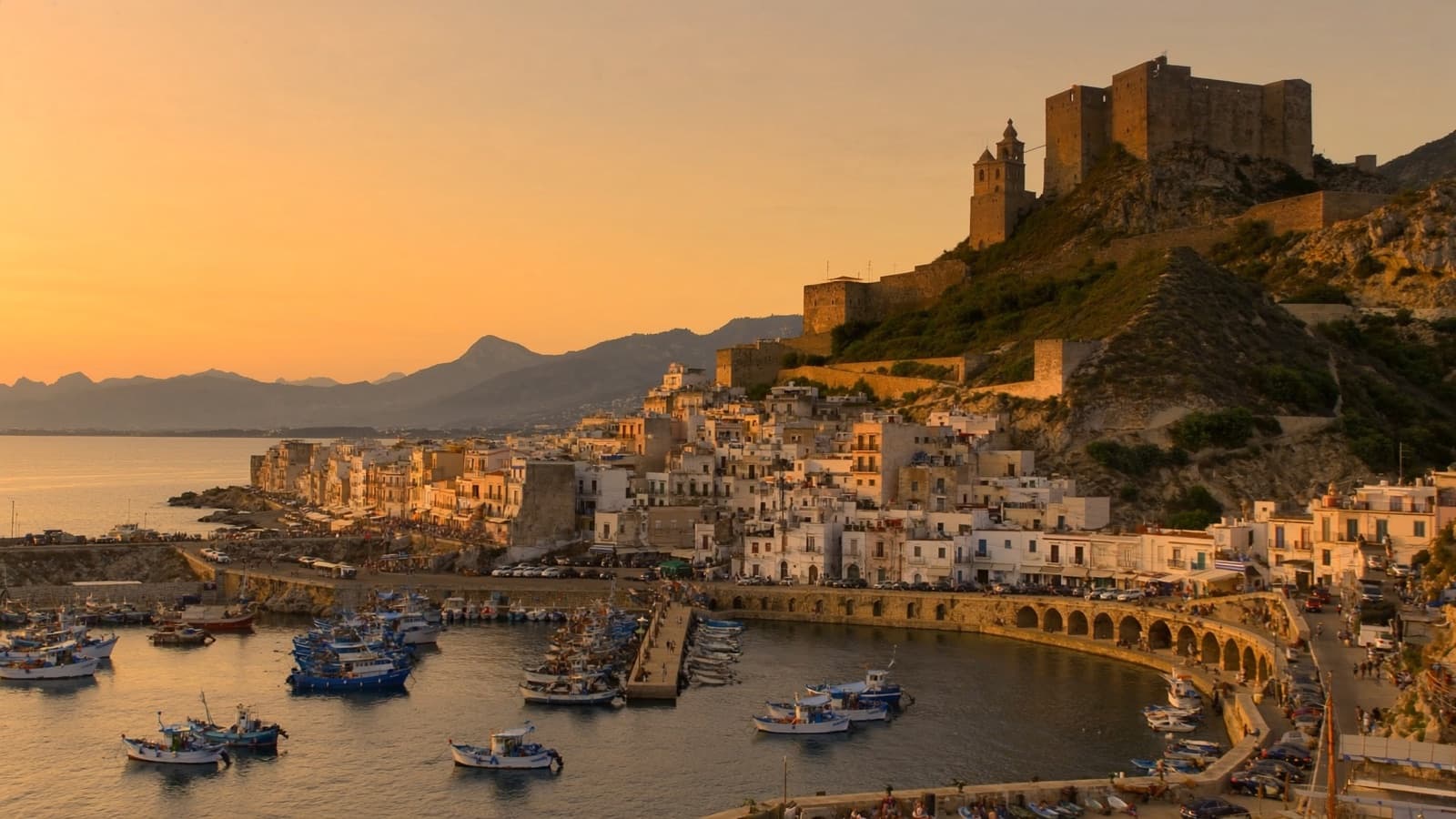 Private chauffeur transfer from Castellammare del Golfo to Sciacca