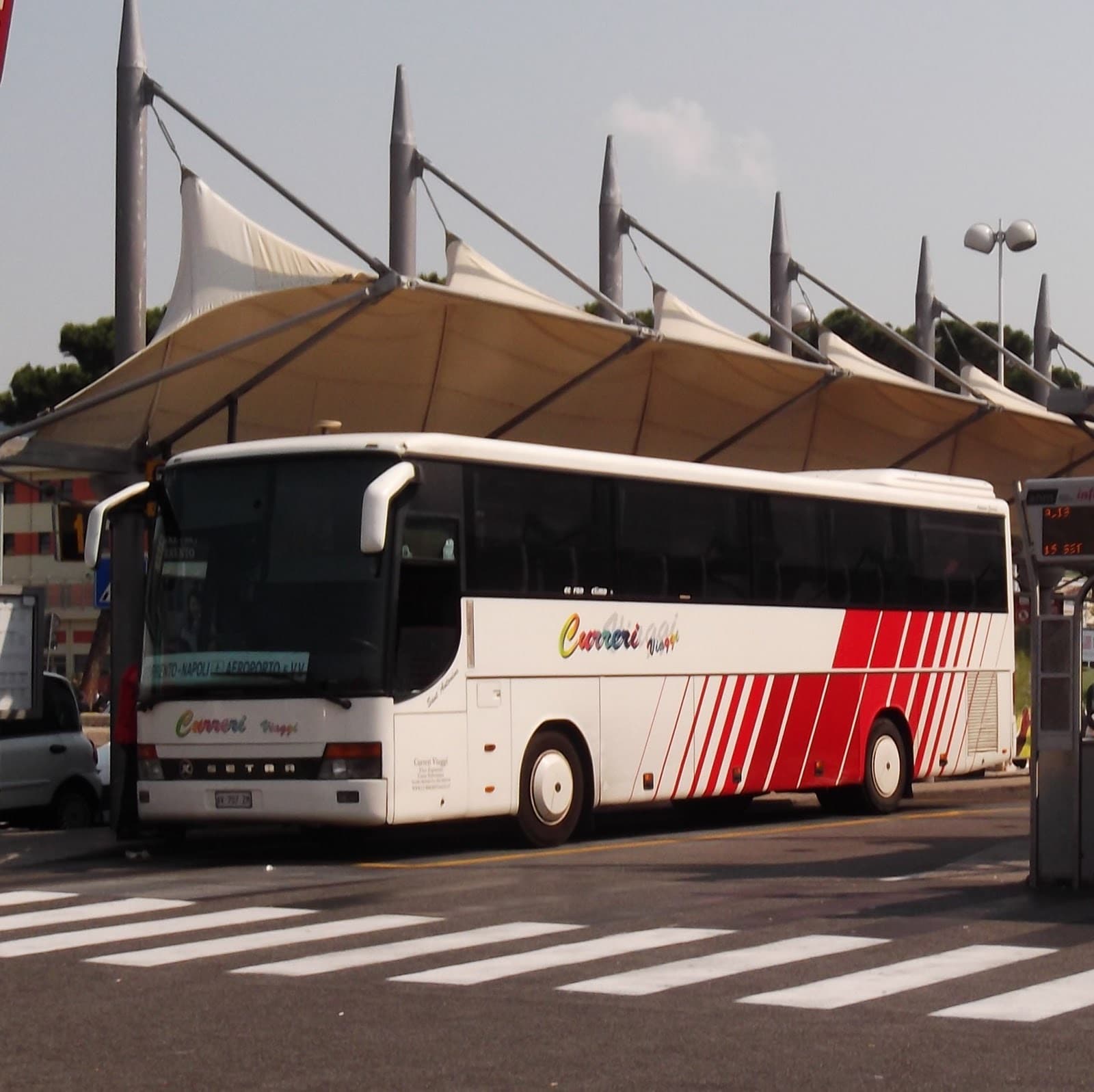 Curreri coach — Naples Airport (NAP)