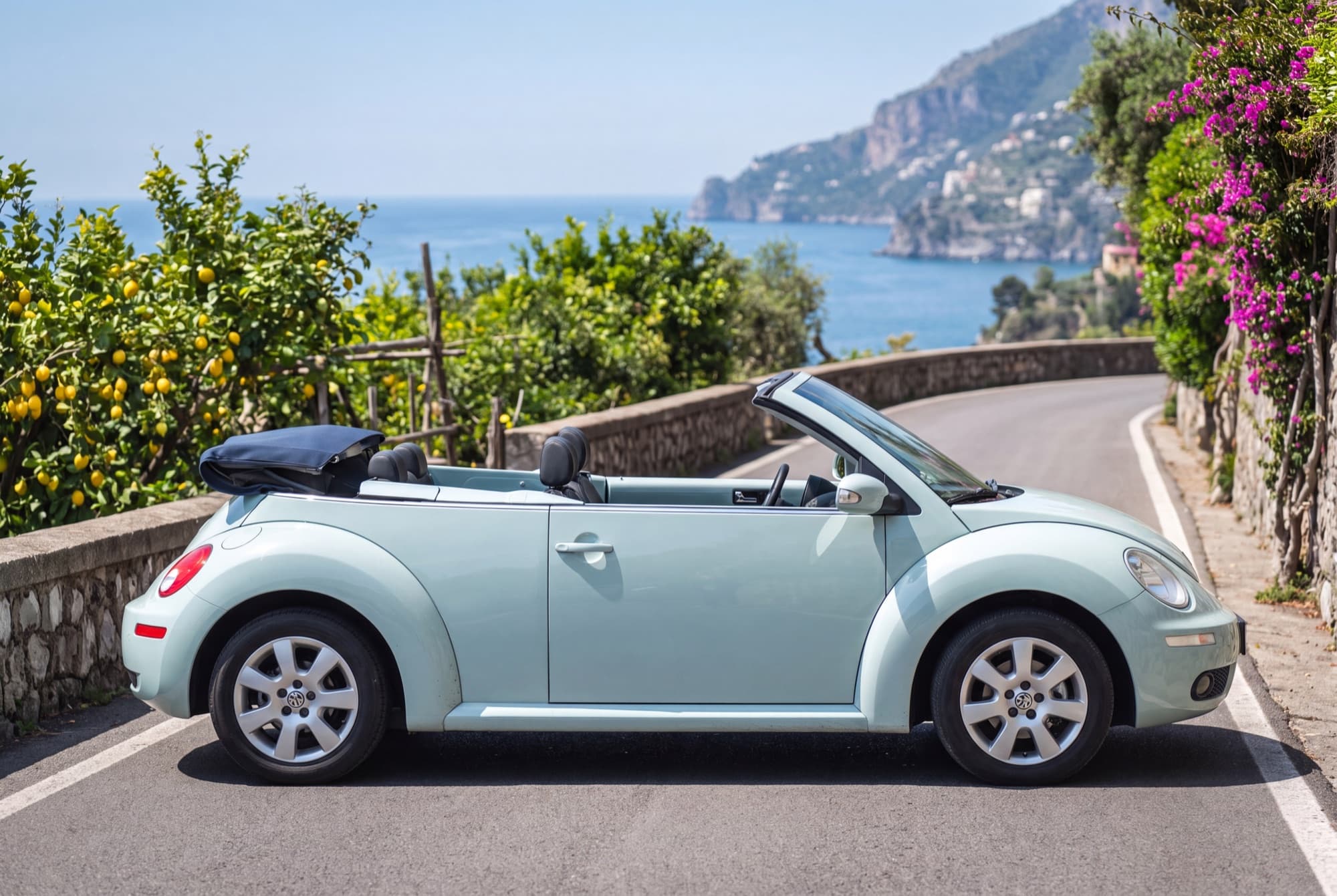 Photo of Volkswagen New Beetle Cabrio - , photo 2