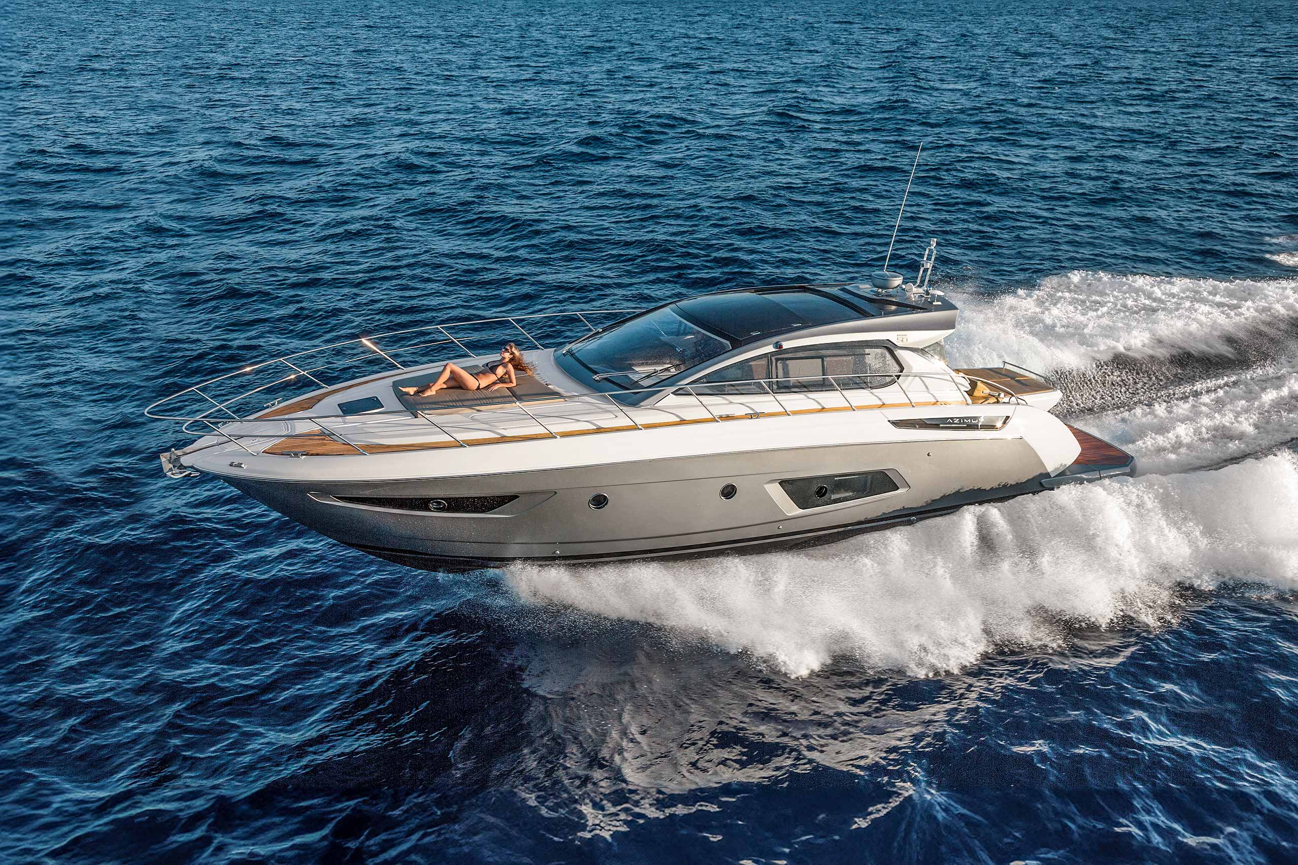Azimut 16.5 yacht charter
