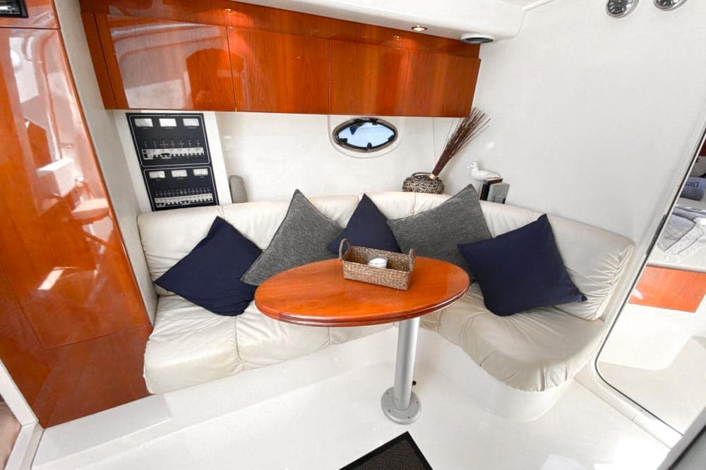 Pershing 37 — Amalfi 5