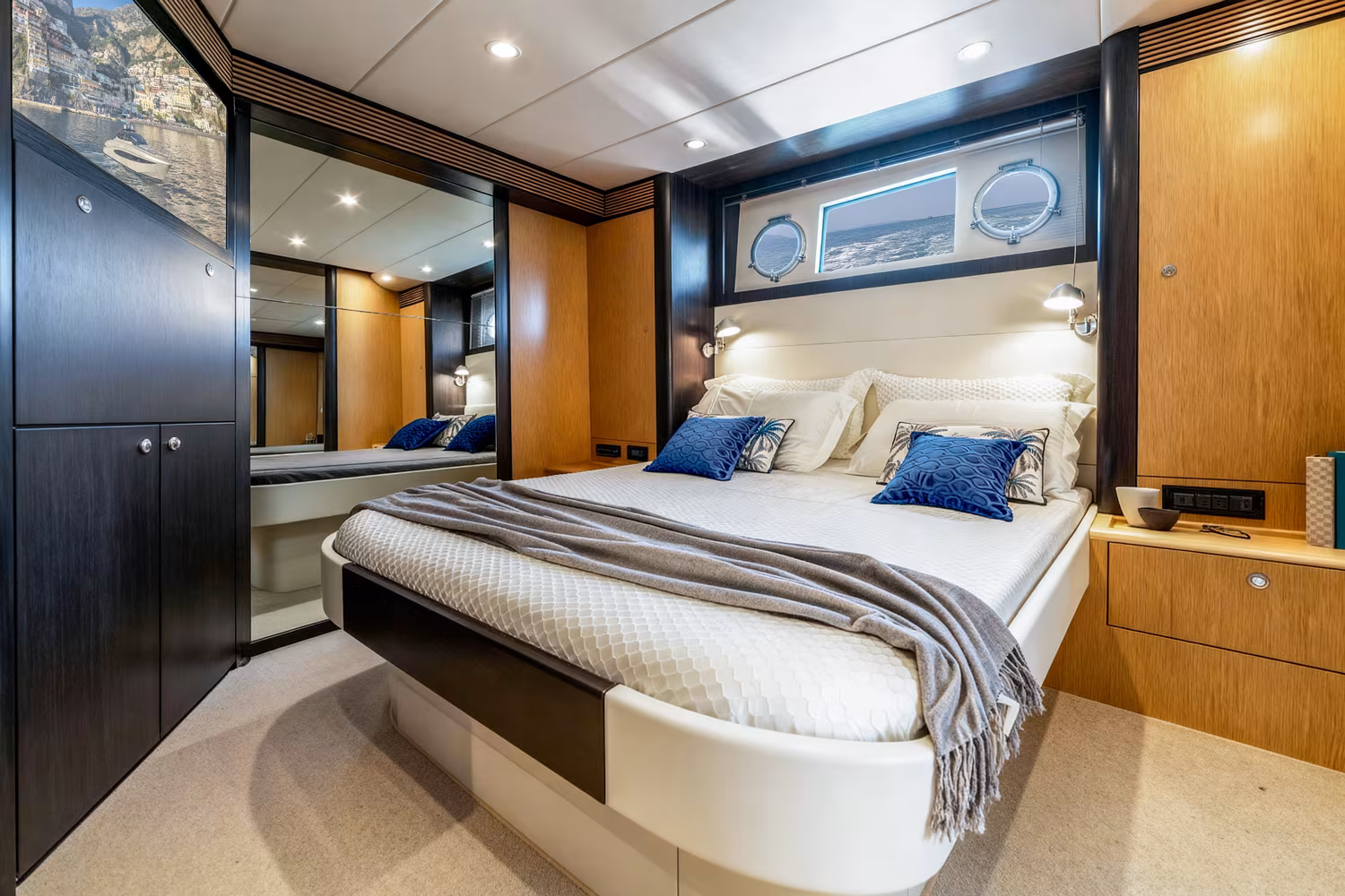 Photo of Riva 63 Vertigo - , photo 11
