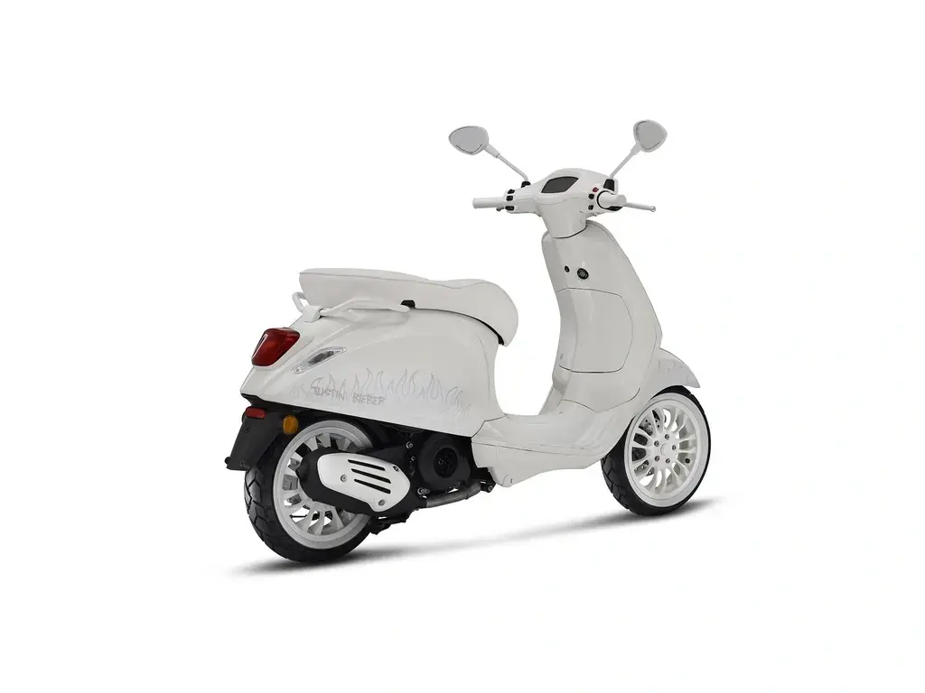 Photo of Vespa Primavera 125 Justin Bieber Edition - , photo 3