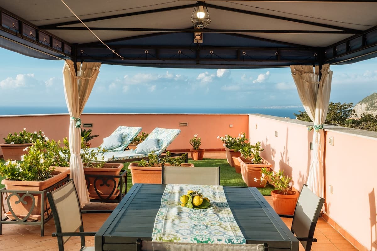 Photo of Terrasse du coucher de soleil - Côte de Sorrente - Sant'Agnello, NA, Italy, photo 6