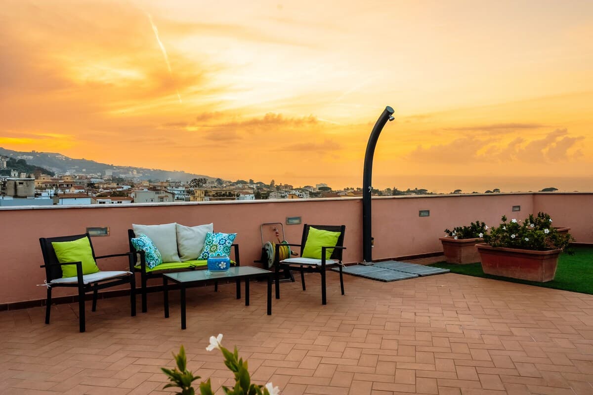 Photo of Terrasse du coucher de soleil - Côte de Sorrente - Sant'Agnello, NA, Italy, photo 7