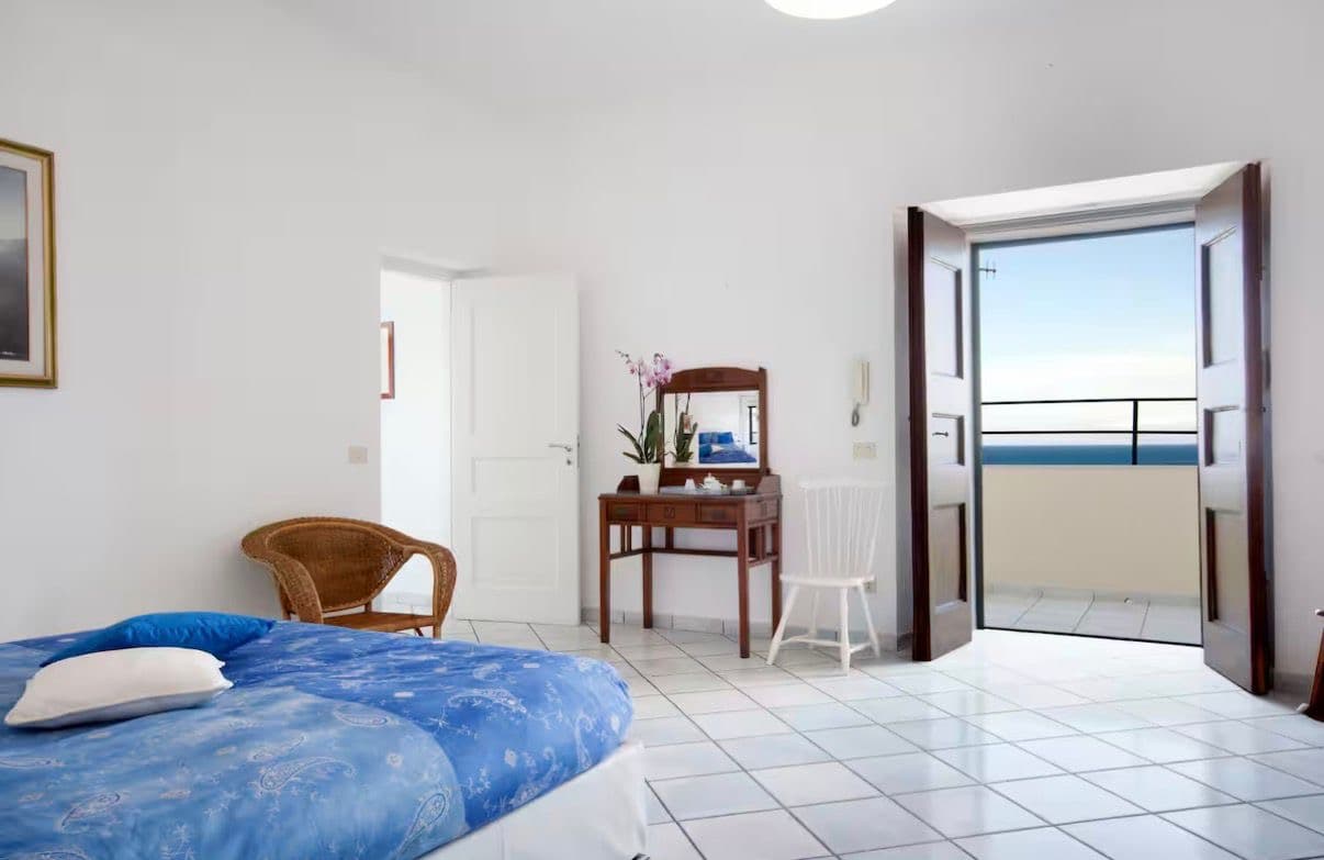 Photo of Appartement avec vue sur la mer à Marina Beach - Piano di Sorrento , NA, Italy, photo 9