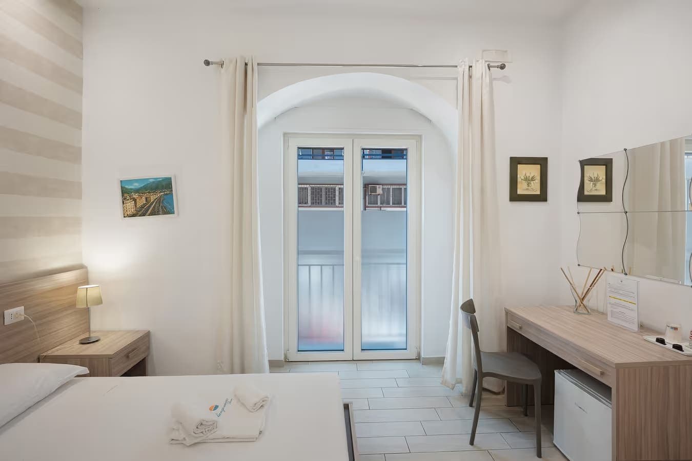 Photo of Lungomare Rooms — Camera Monica - Castellammare di Stabia, Campania, Italia, photo 2