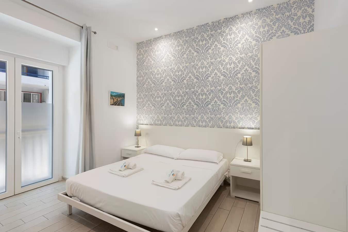 Lungomare Rooms — Stanza Beatrice
