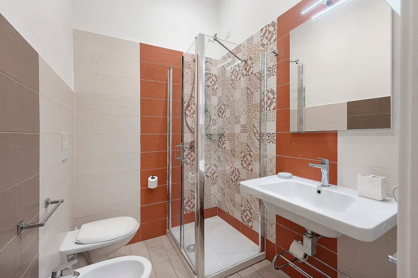 Photo of Seafront Rooms — Lavinia Room - Castellammare di Stabia, Campania, Italia, photo 7