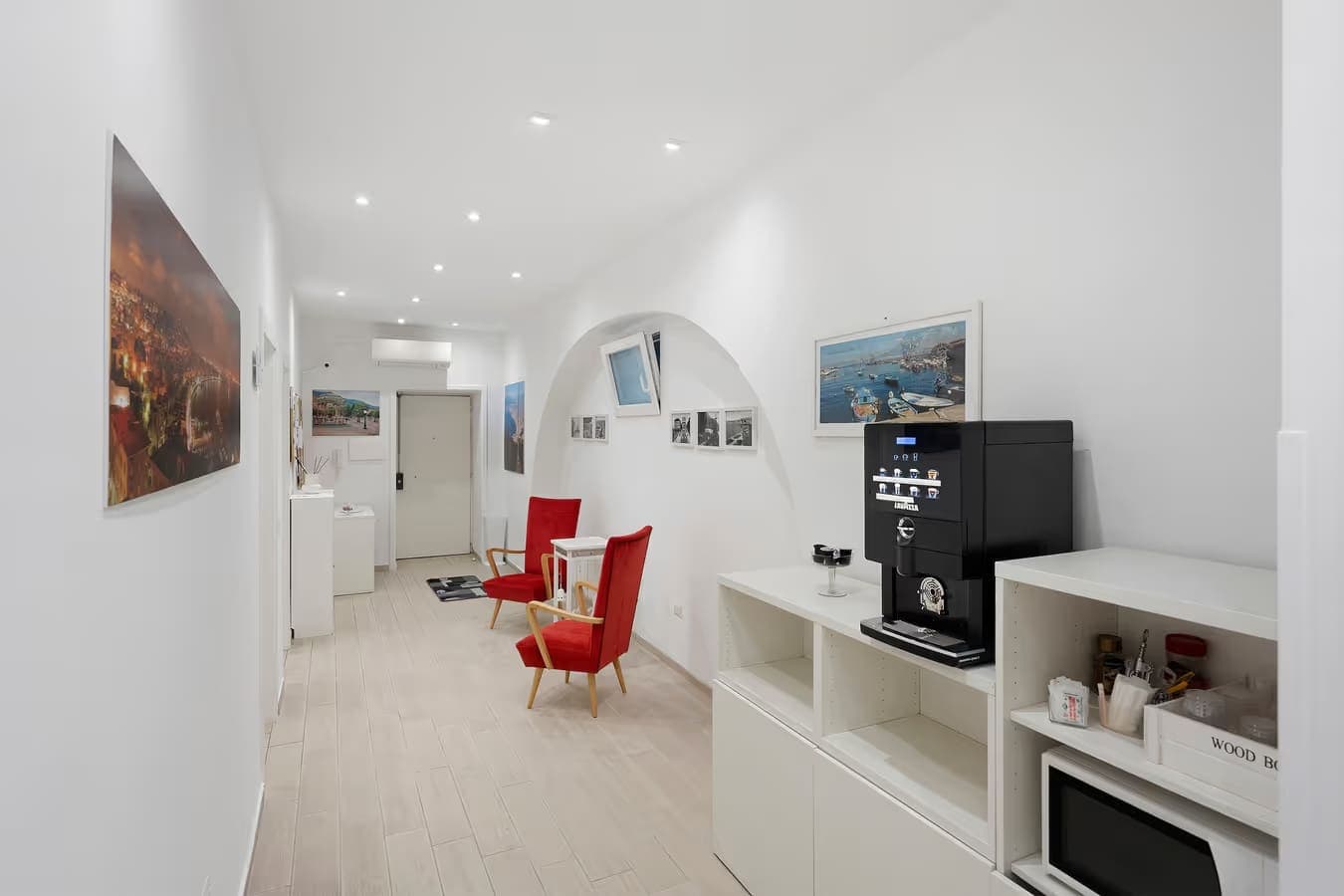 Photo of Stabia Exclusive Stay - Castellammare di Stabia - Castellammare di Stabia, Na, IT, photo 17